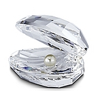 Swarovski Crystal Clam Shell with Faux Pearl