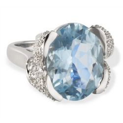 14kt White Gold Diamond and Oval Aquamarine Ring