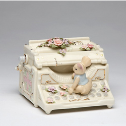 Musical Mouse with a Typewriter