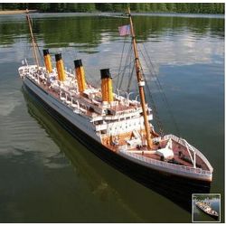 Authentic 6 Foot Remote Controlled RMS Titanic