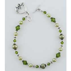 Claddagh Toggle Bracelet with Pearls and Swarovski Crystals